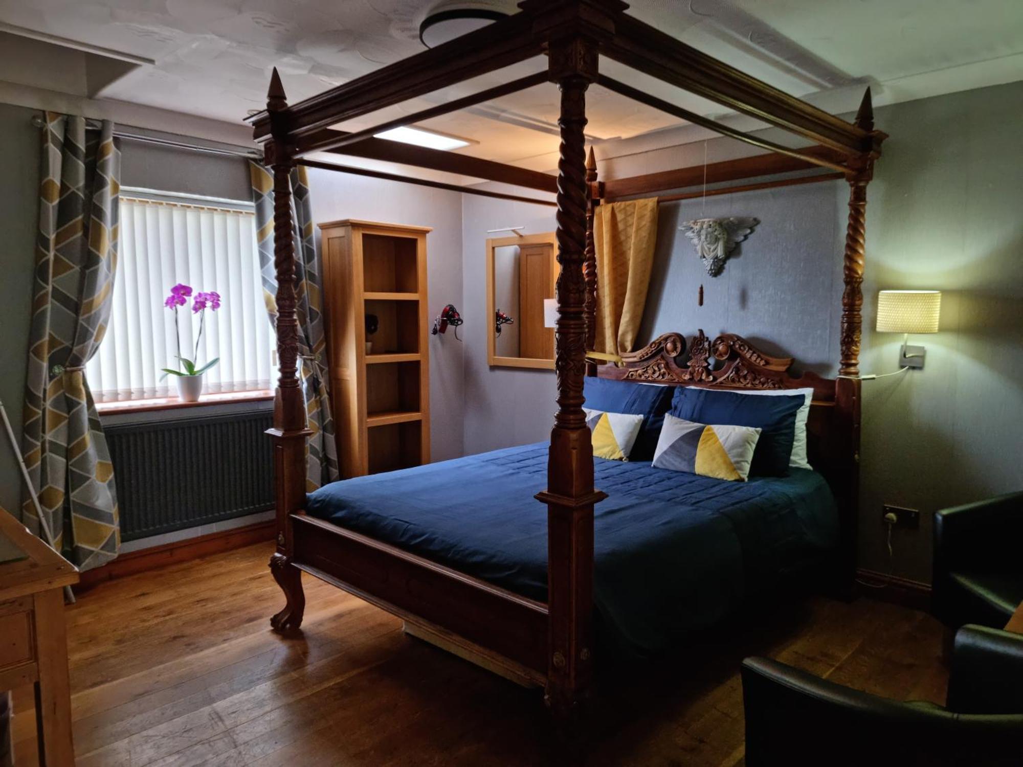 Castle Lodge - Brecon Beacons Accommodation Sennybridge Ngoại thất bức ảnh