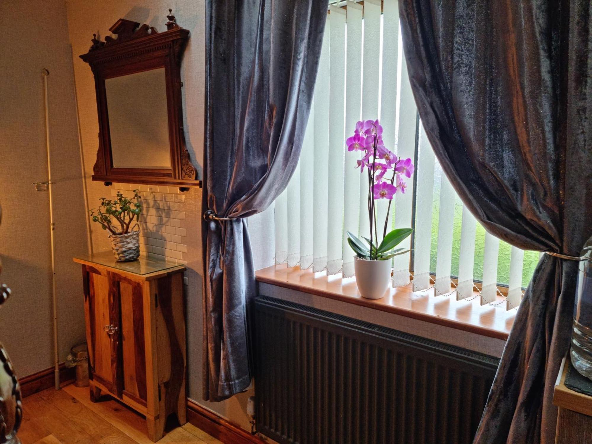 Castle Lodge - Brecon Beacons Accommodation Sennybridge Ngoại thất bức ảnh
