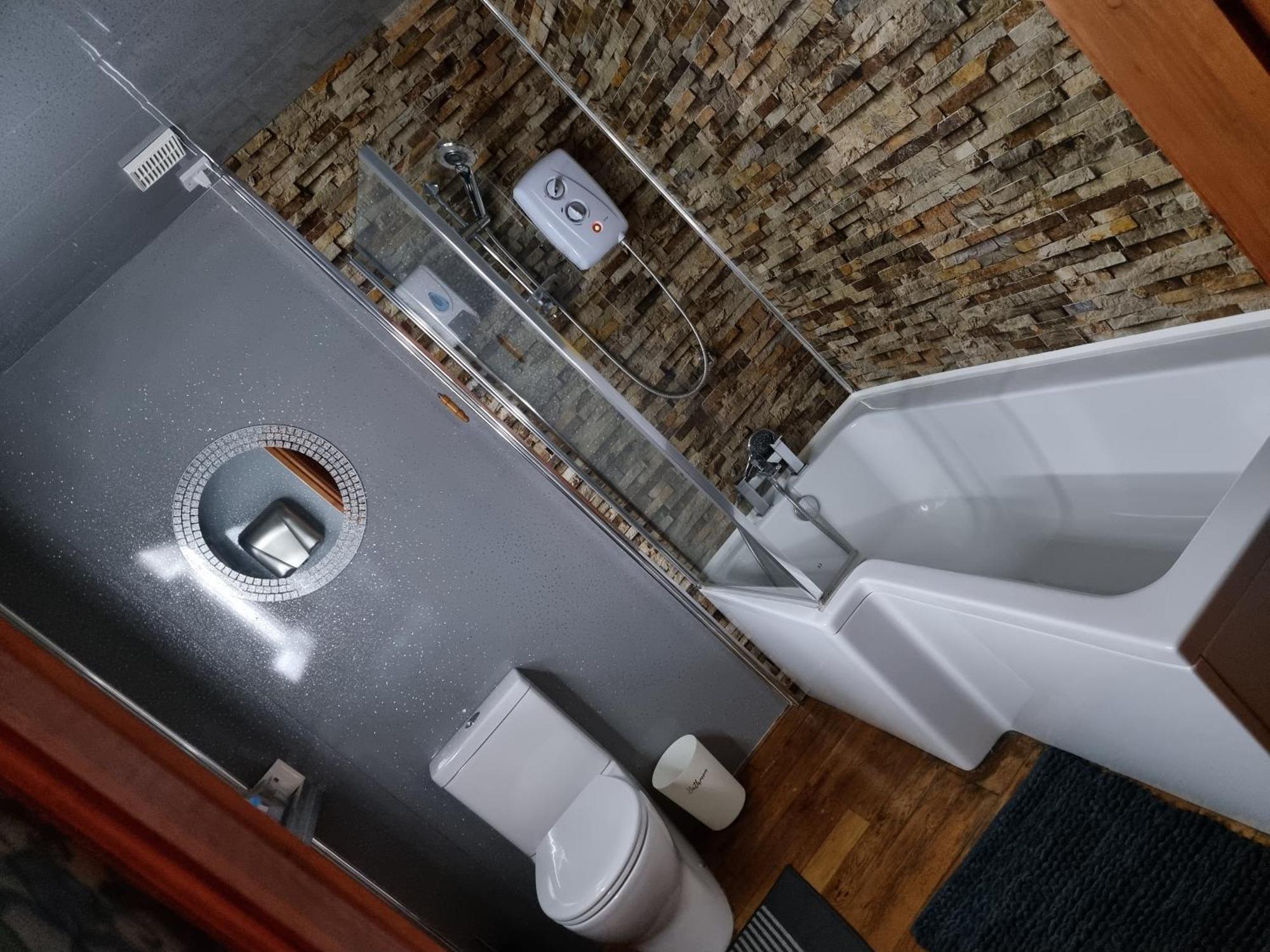 Castle Lodge - Brecon Beacons Accommodation Sennybridge Ngoại thất bức ảnh
