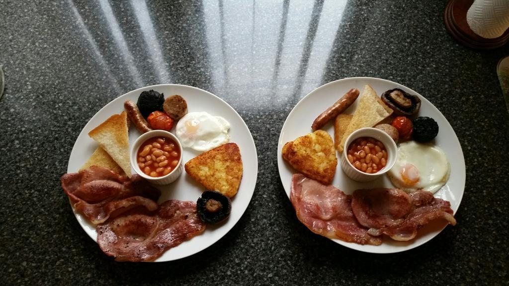 Castle Lodge - Brecon Beacons Accommodation Sennybridge Phòng bức ảnh
